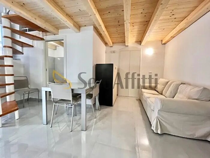 Appartamento monolocale in affitto in Via Goldoni, Bari