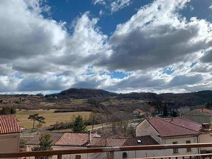 Casa con 7 locali in vendita in Corso Centrale Carovilli Isernia, Carovilli