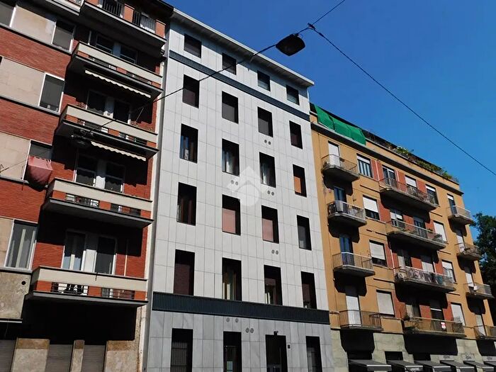 Appartamento monolocale in vendita in Via Stendhal, Milano