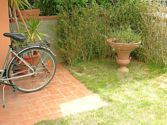 Appartamento trilocale in vendita in Via Colline per Legoli, Pontedera