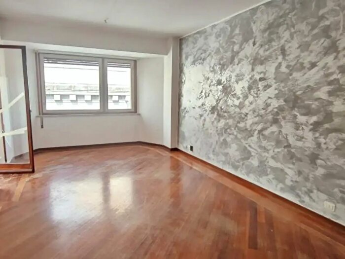 Appartamento quadrilocale in vendita in Carrara