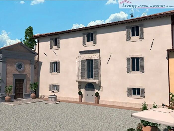 Appartamento con 5 locali in vendita in Siena