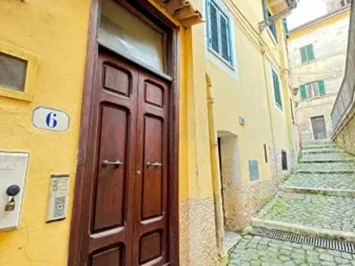 Appartamento bilocale in affitto in Via Muro Rotto, Frosinone