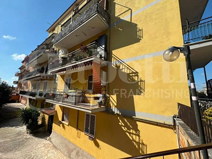 Appartamento trilocale in vendita in Via Martiri di Belfiore, Marino