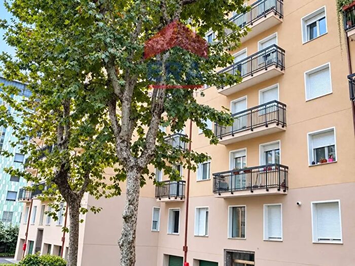 Appartamento bilocale in affitto in Via Marco d'Agrate, Milano