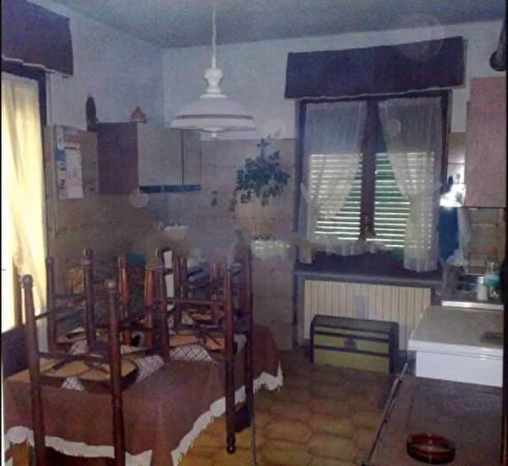 Casa con 5 locali in vendita in Via Castelletto, Dronero