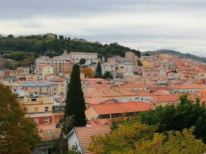 Appartamento trilocale in vendita in Ancona