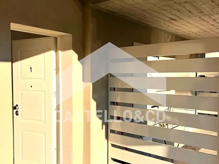 Appartamento trilocale in affitto in Viale Motta, Desenzano Del Garda