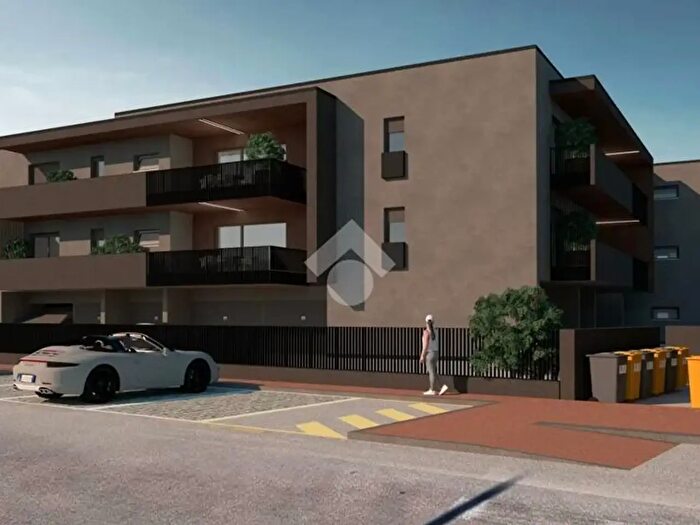 Appartamento trilocale in vendita in Via Torre, Fiesso D'Artico