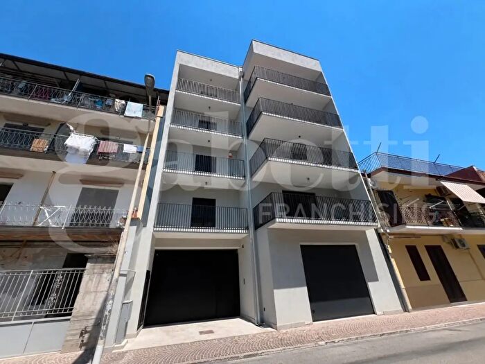 Appartamento quadrilocale in vendita in I Traversa Fa Giordano, Frattamaggiore
