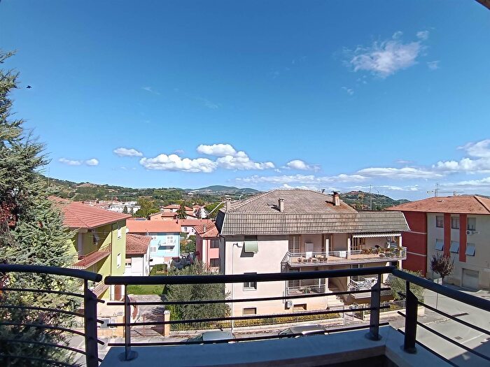 Appartamento trilocale in vendita in San Severino Marche