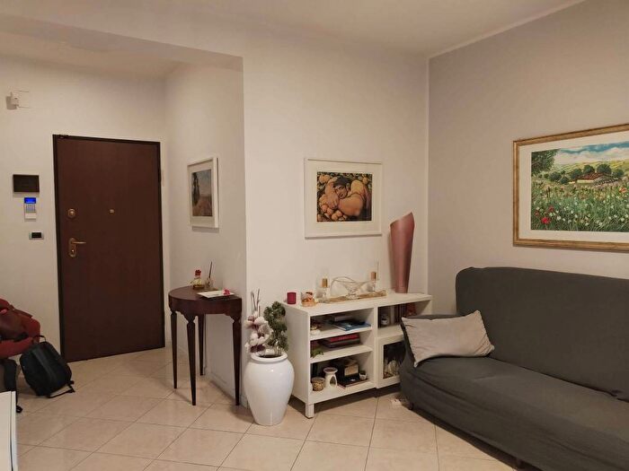 Appartamento quadrilocale in affitto in Viale delle Medaglie D'Oro, Ferrarotto Acquedotto Greco, Catania