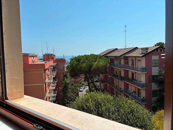 Appartamento bilocale in affitto in Via Laviosa, Pegli, Genova