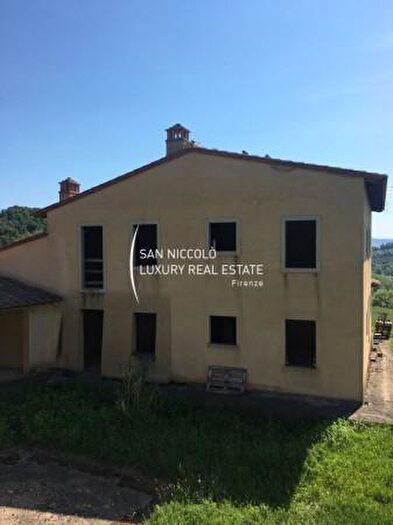 Casa con 6 locali in vendita in Viale Giacomo Matteotti, Certaldo