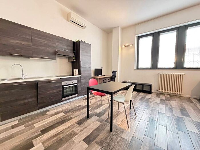 Appartamento bilocale in affitto in Via Trebbia, Porta Romana Medaglie d'Oro, Milano