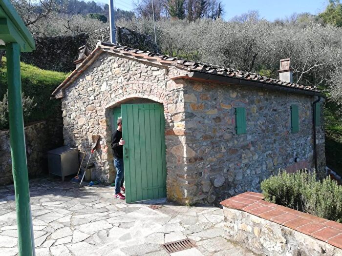 Casa bilocale in vendita in Quarrata