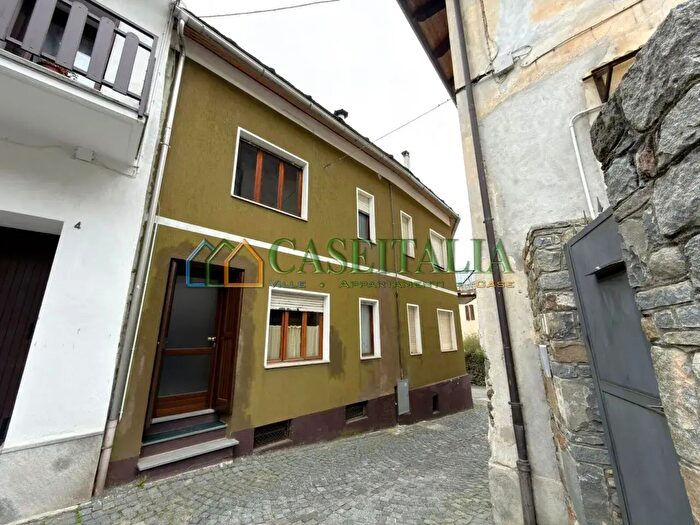 Appartamento trilocale in vendita in Brosso
