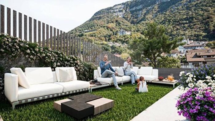 Appartamento trilocale in vendita in Via del Bersaglio, Montagna