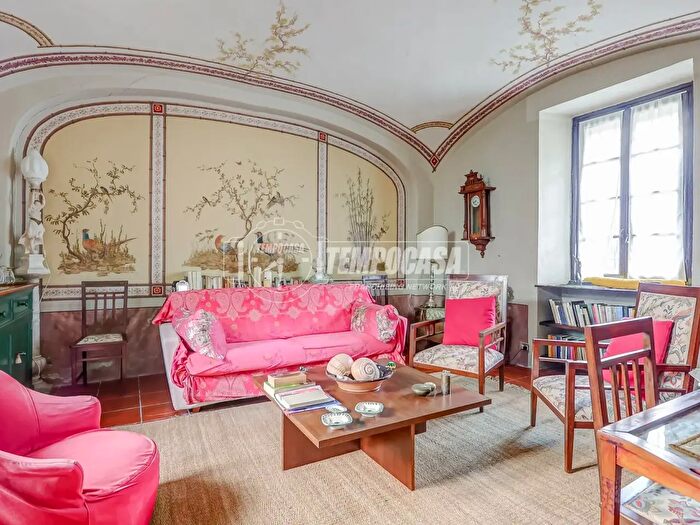 Casa con 5 locali in vendita in Via Fiume, Dumenza