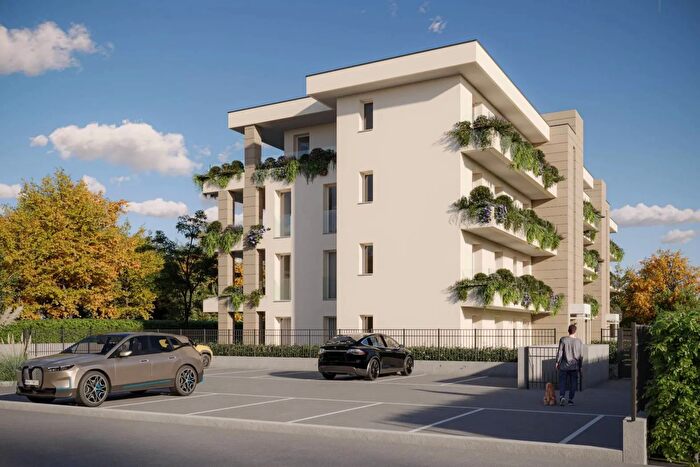 Case in Vendita e in Affitto - 3