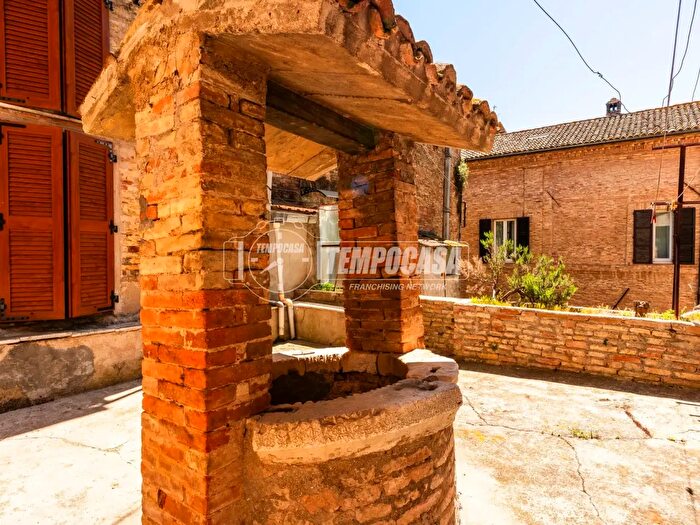 Casa con 6 locali in vendita in Via Porta Zoppa, Civitanova Marche