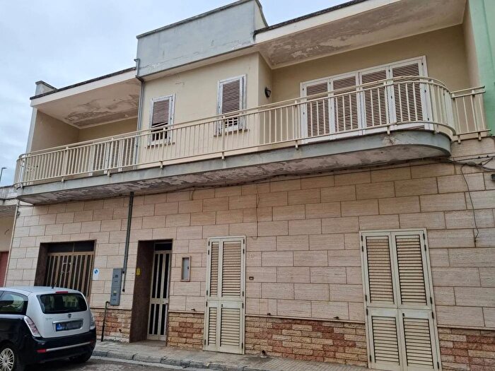 Casa con 6 locali in vendita in Via Ada Negri Copertino, Copertino