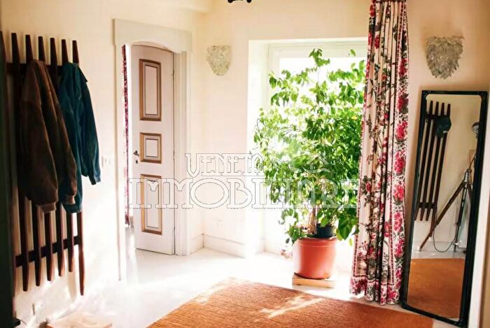 Appartamento quadrilocale in affitto in Piazza delle Erbe, Molo, Genova