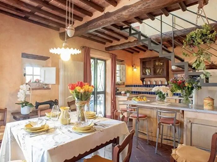 Casa con 5 locali in affitto in Via di Aquilea Traversa, Lucca