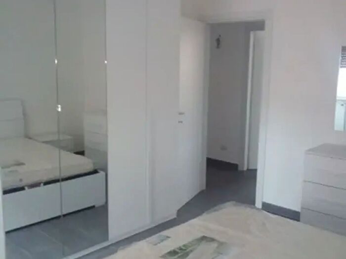 Appartamento trilocale in affitto in Milano