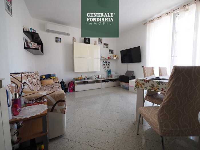 Casa con 5 locali in affitto in Migliarina, La Spezia