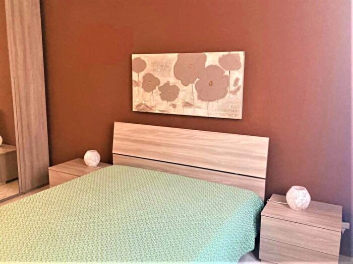 Appartamento bilocale in affitto in Via Privata delle Primule, Lorenteggio, Milano