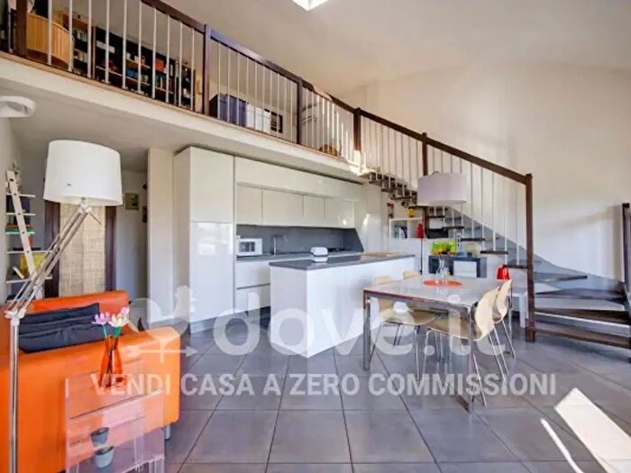 Appartamento quadrilocale in vendita in Via Gherardacci, Prato