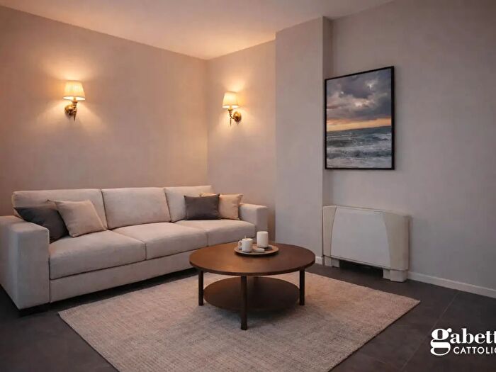 Appartamento bilocale in vendita in Via Mancini C, Cattolica