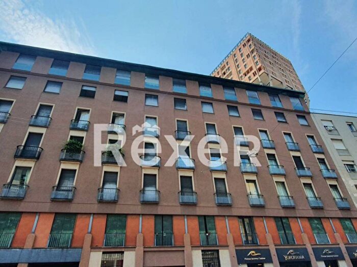 Appartamento monolocale in affitto in Via Pantano, Missori, Milano