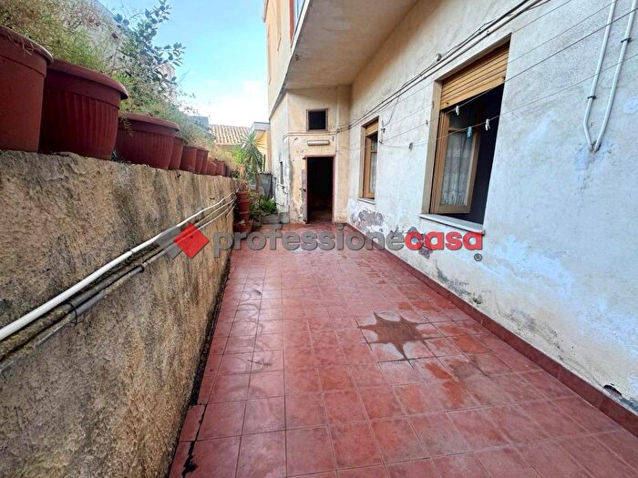 Appartamento quadrilocale in vendita in Via Colonna, San Gregorio Di Catania