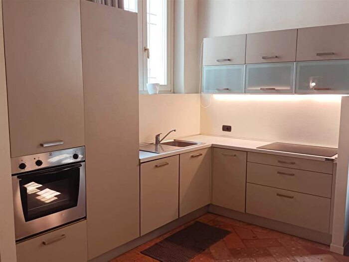 Appartamento bilocale in affitto in VIA FRECAVALLI, Centro Storico, Crema