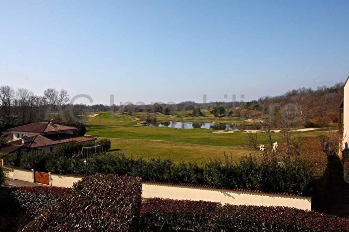 Appartamento bilocale in vendita in Via San Isidoro, Bogogno