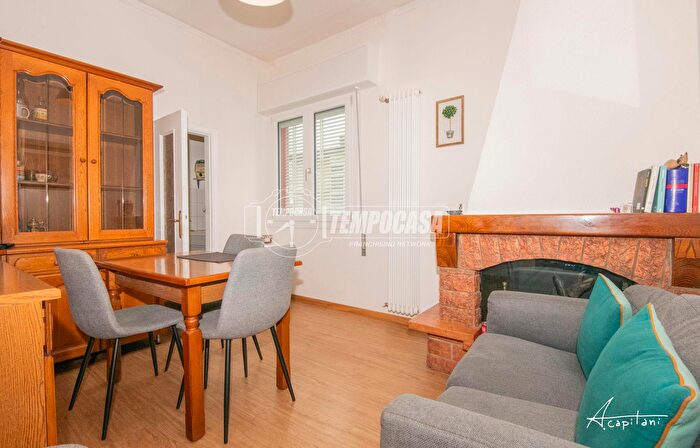 Appartamento quadrilocale in vendita in Modena