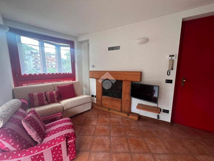 Appartamento bilocale in affitto in Viale Venezia, Centro, Ponte di Legno