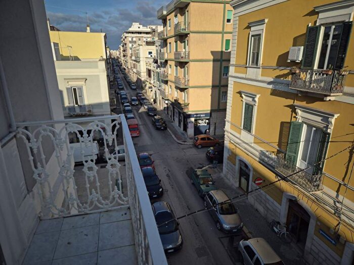 Appartamento monolocale in affitto in Via Amedeo, Trani