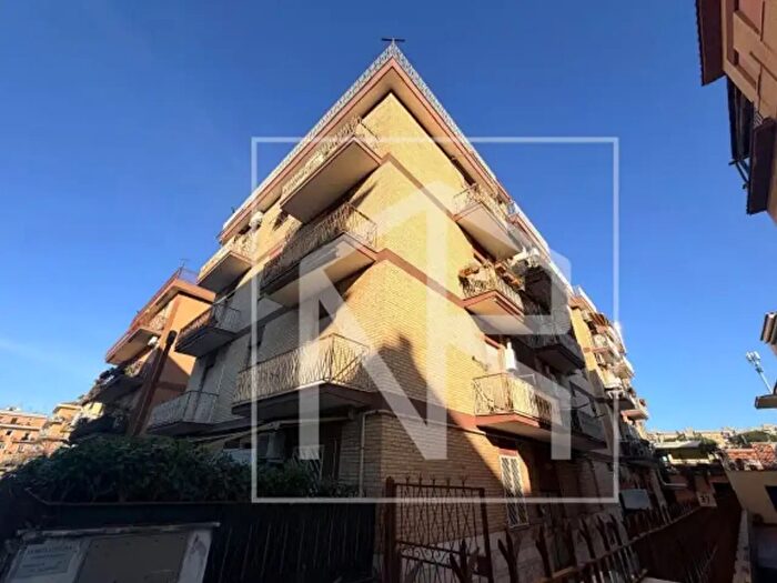 Appartamento bilocale in vendita in Via Giacinto Martorelli, Roma