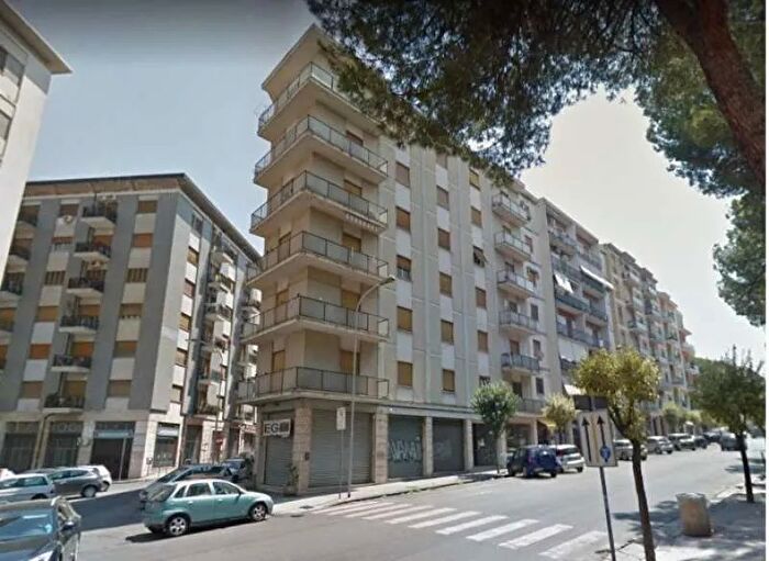 Appartamento quadrilocale in vendita in Viale della Repubblica Cosenza, Cosenza
