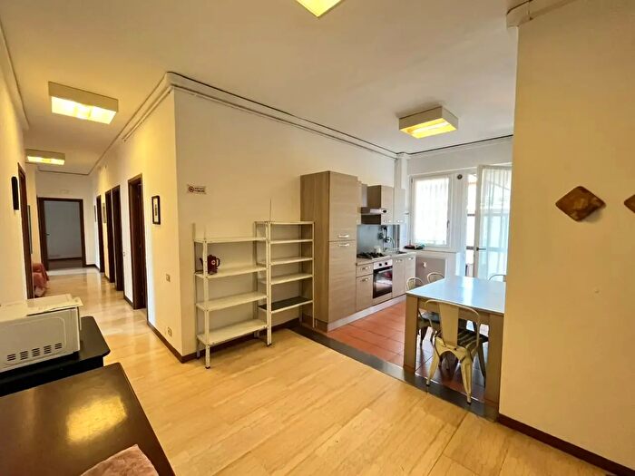 Appartamento con 5 locali in vendita in Via Angelo Maj, Bergamo