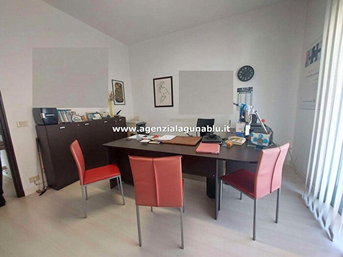 Appartamento trilocale in vendita in Via Luigi Vaccara, Mazara Del Vallo