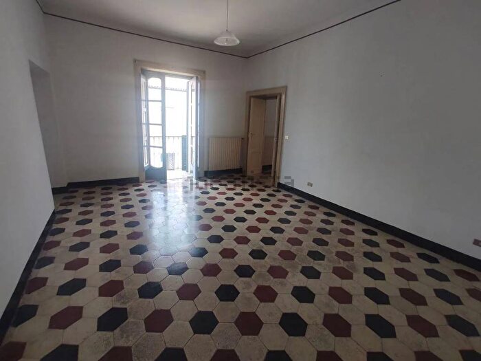 Appartamento con 5 locali in affitto in Via Roma, Sant'Angelo d'Alife