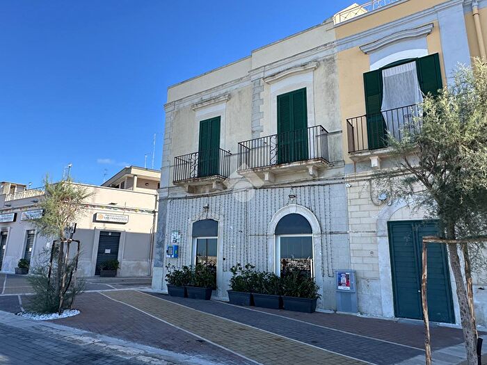Casa con 5 locali in vendita in Via Altieri Giosafatte Tenente Pilota, Bari