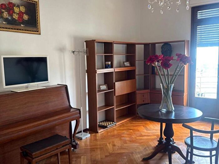 Appartamento trilocale in affitto in Corso Dante Alighieri, Centro, Cuneo