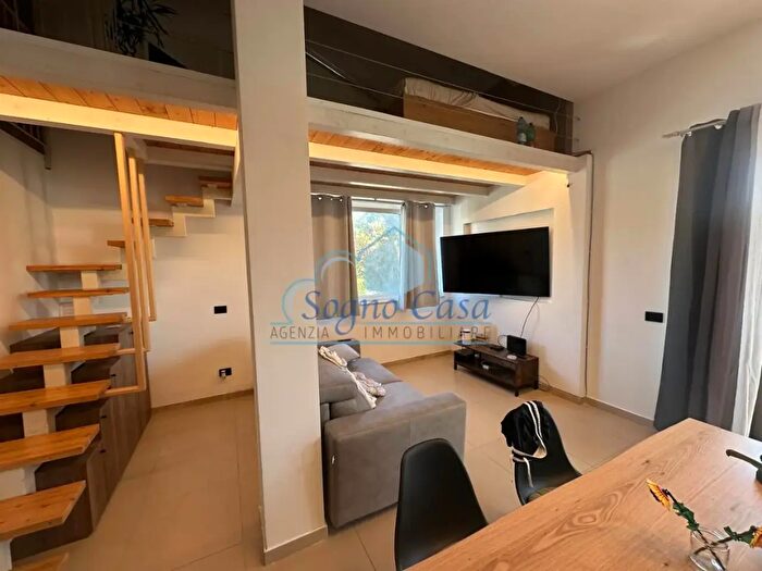 Appartamento monolocale in affitto in Sarzana