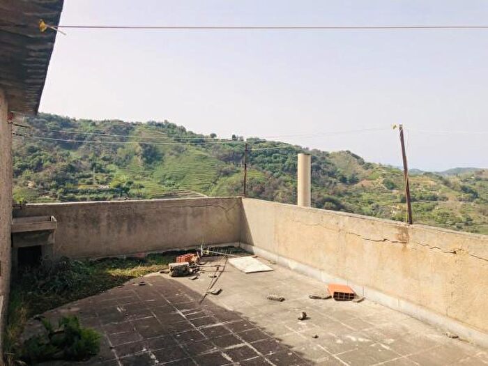 Casa con 6 locali in vendita in Corso Italia, San Pier Niceto