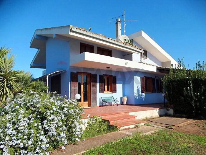 Casa con 7 locali in vendita in Via Marecchia, Ragusa